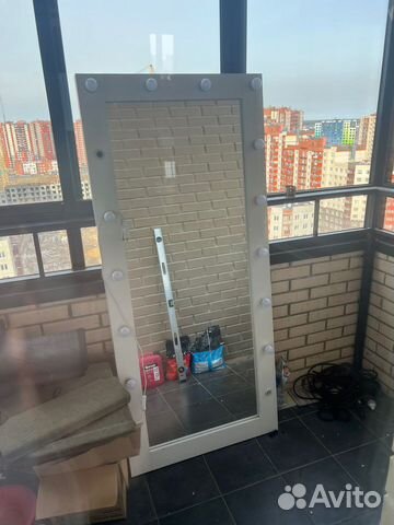 Зеркало с подсветкой