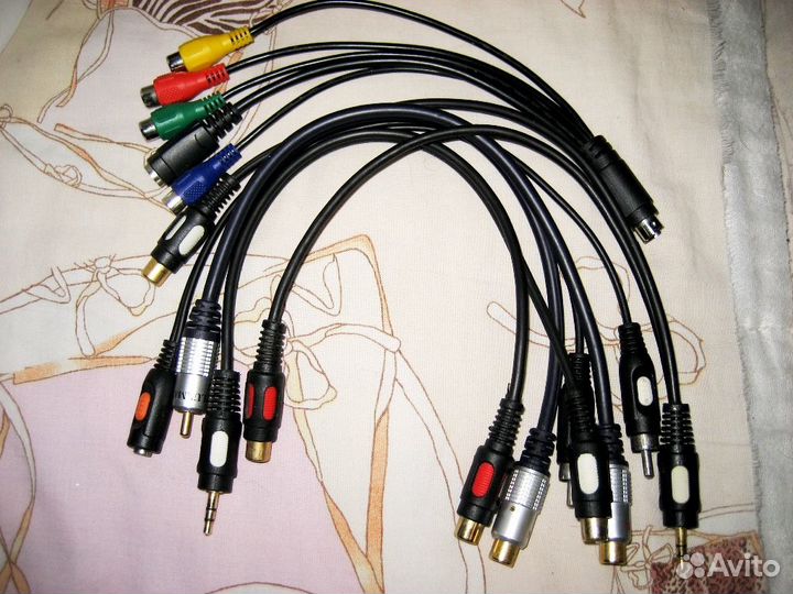 Кабель аудио Тюльпаны, 3,5 Stereo, 2 RCA Luxma
