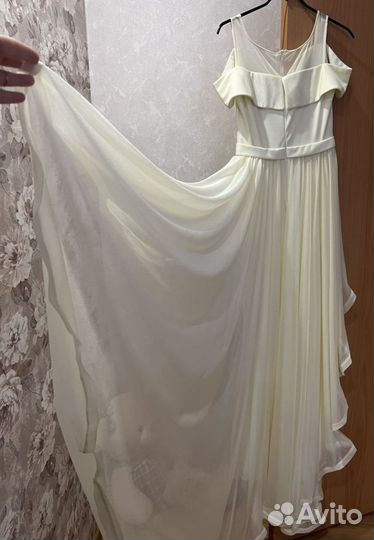 Нарядное платье