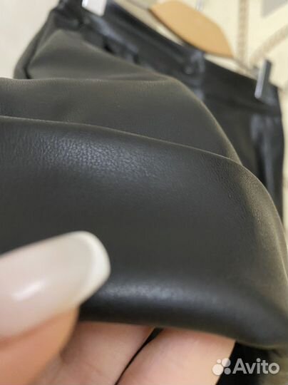 Кожаные шорты