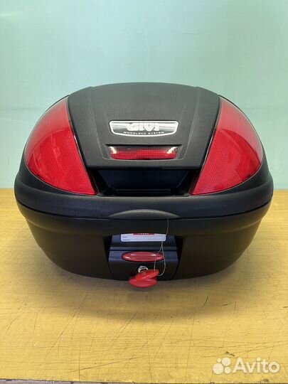 Кофр monolock 39 л Givi Black-Red (E370N)