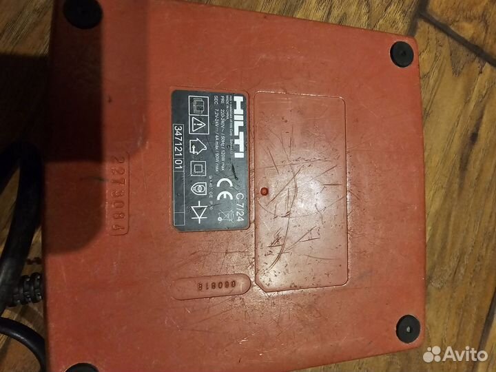 Зарядное устройство Hilti c7 24