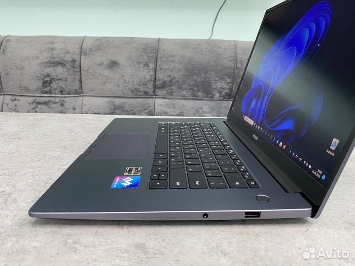Ноутбук Honor MagicBook 15 Ryzen 5 16Gb/SSD 512Gb