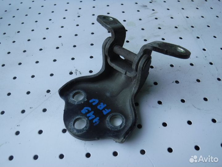 Петля двери передней Chevrolet Lacetti