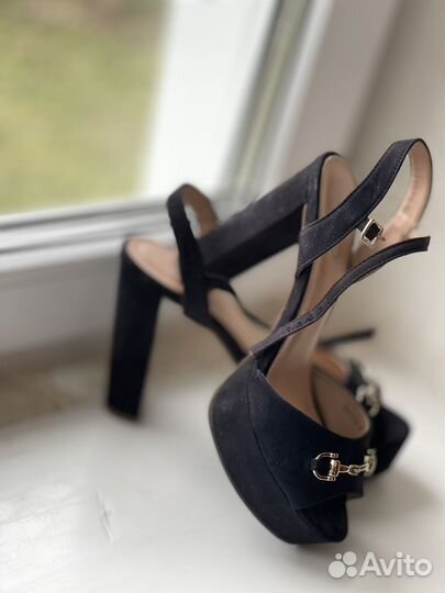Босоножки женские 38 размер