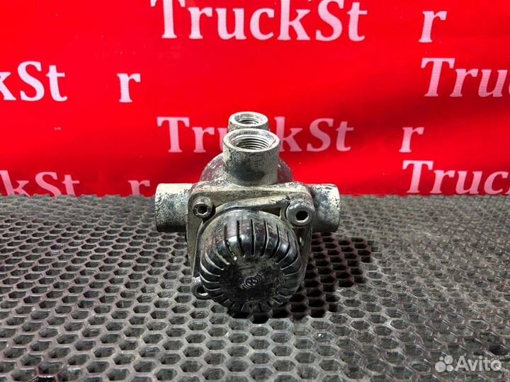 Клапан стояночный тормоз Daf XF106