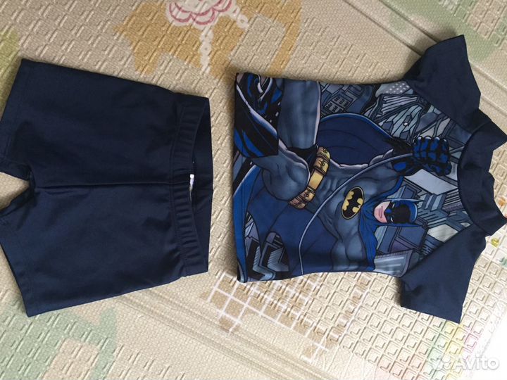 Костюм для плавания