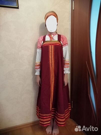 Продам русские народные костюмы