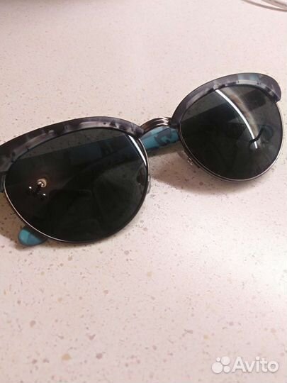 Солнцезащитные очки Revlon