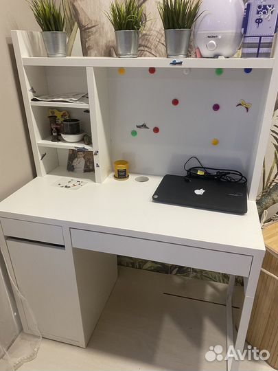 Письменный стол IKEA