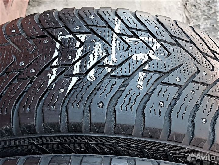 Nokian Tyres Hakkapeliitta 8 SUV 265/60 R18 114T