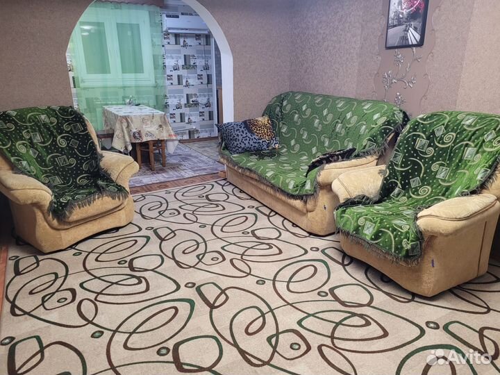 Мебель в гостинную бу