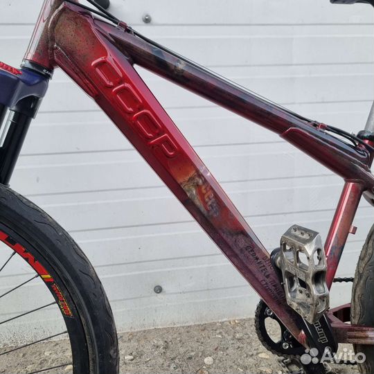Красивый горный велосипед 26
