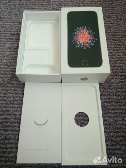 Коробка iPhone SE 32 GB