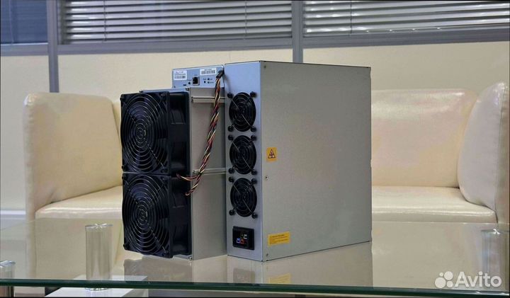 Antminer T21 190T