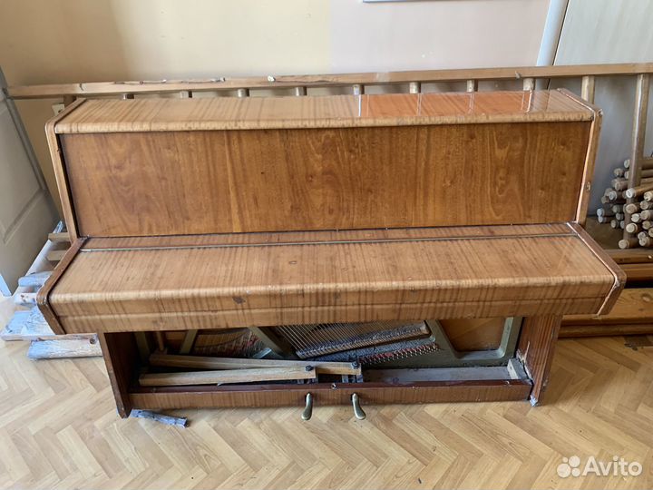 Пианино petrof