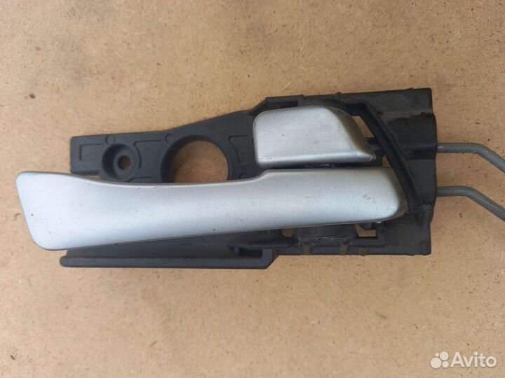 Ручка двери внутренняя левая/пр Hyundai Solaris 1