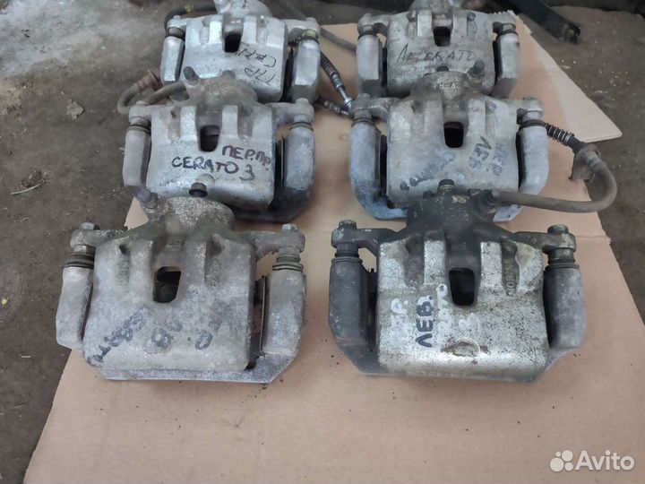 Суппорт тормоза передний Kia Cerato 3 YD 2012-20