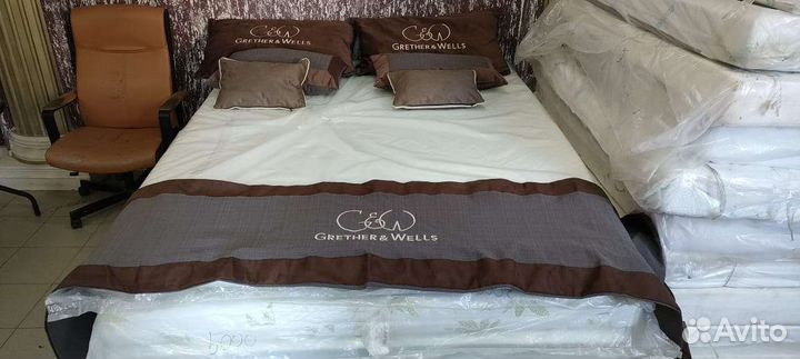 Комплект декоративный для кровати