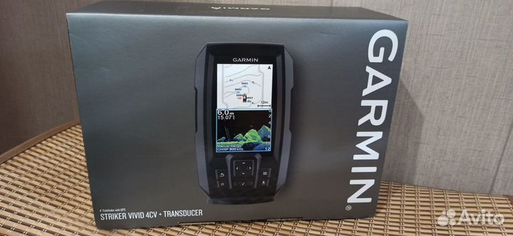 Эхолот Garmin garmin striker vivid 4CV