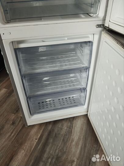 Холодильник beko на запчасти