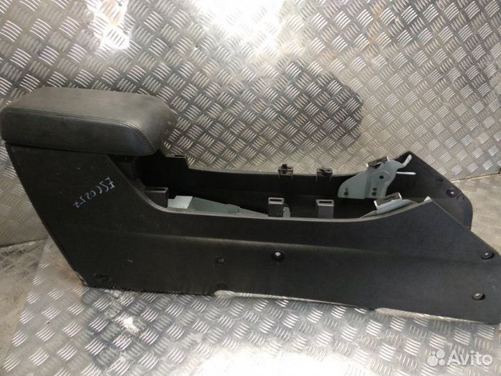 Подлокотник Ford Escape escape/tribute (J87) 2008