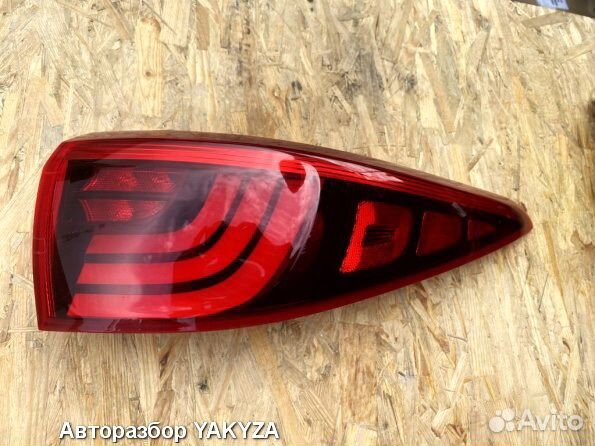 Фонарь задний правый Kia Sportage 4 дорест