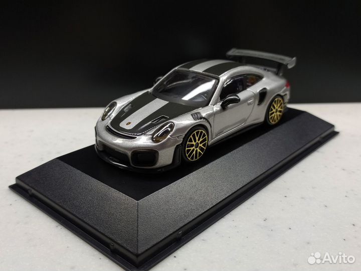 1:43 Porsche 911 GT2 RS