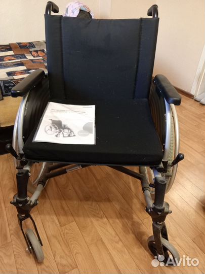 Кресло коляска для инвалидов