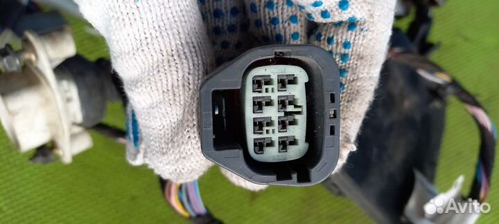 Проводка на левую дверь Вольво S 80