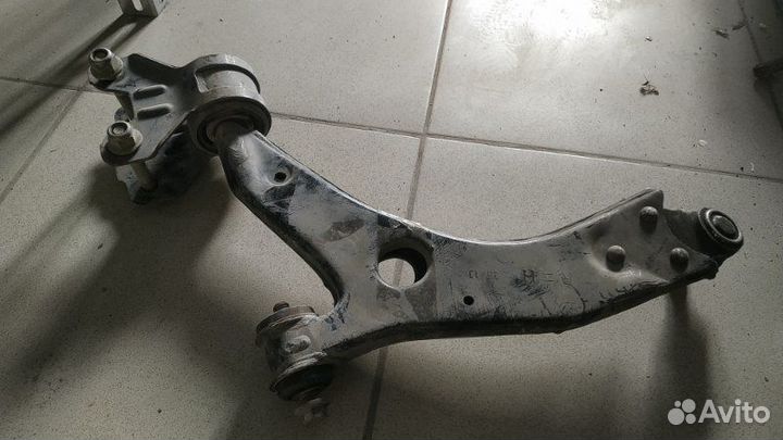 Рычаг передний правый Ford Focus 3 2011-2019