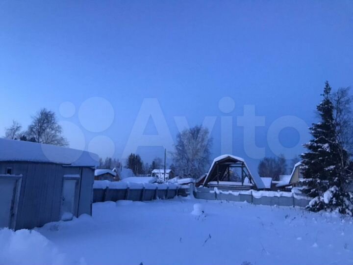 Дача 20 м² на участке 6 сот.