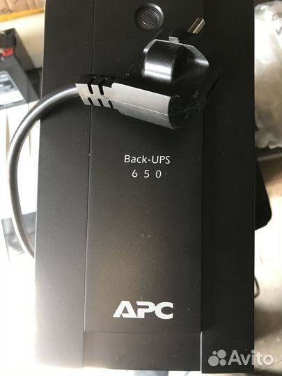 Ибп APC Back-UPS