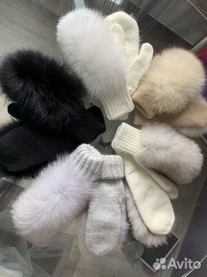 Варежки с натуральным мехом