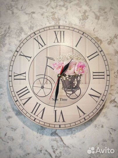 Часы настенные декоративные 30см