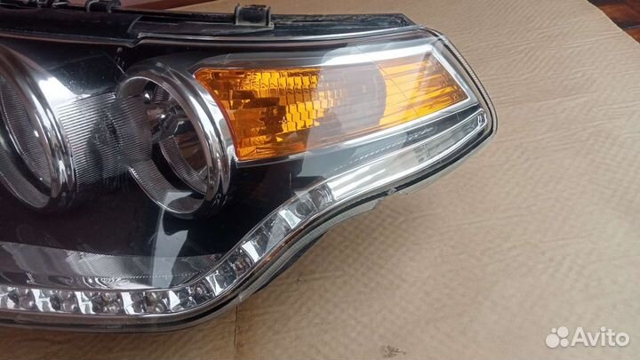 Фара левая УАЗ patriot