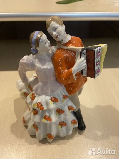 Статуэтка Уральская кадриль