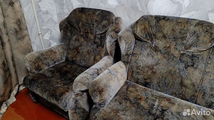 Диван и кресла