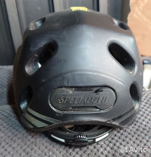 Шлем велосипедный Specialized Street SMART