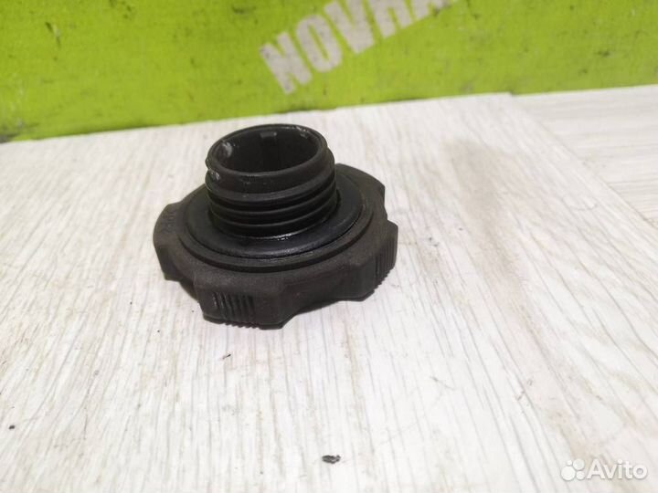 Крышка маслозаливной горловины Сузуки Балено 98