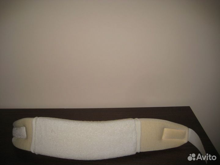 Ортопедический воротник (воротник Шанца)