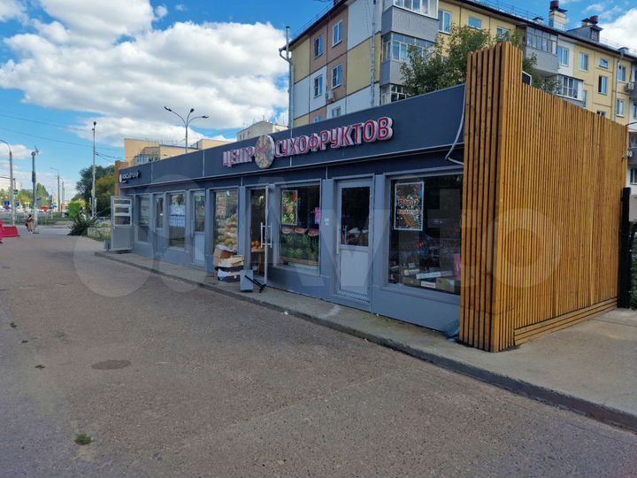 Торговая площадь, 16 м²