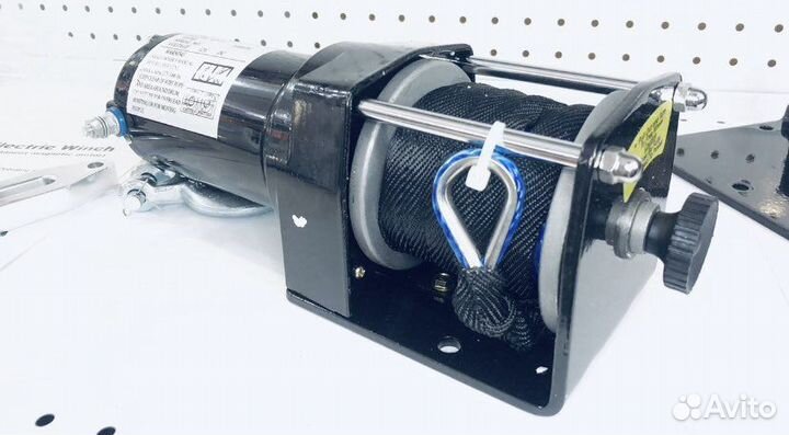 Лебедка электрическая 12v-3000кевлар