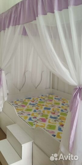 Кроватка матрас шкаф пенал