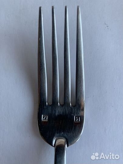 Столовые приборы