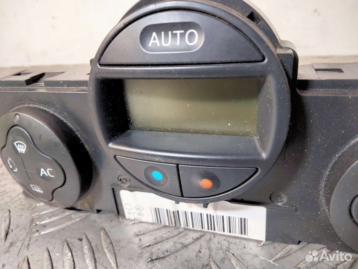 Блок управления климатом Renault Scenic II