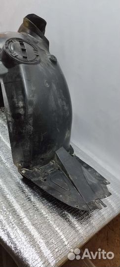 Локер передний правый Skoda Rapid 2 2020+