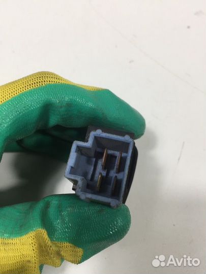 Кнопка обогрева зад стекла