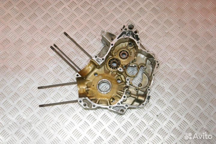 Картер правый Honda XL400V Transalp