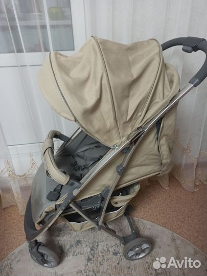 Коляска прогулочная